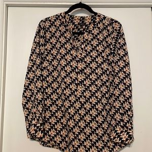 Talbots size Large Petite geometric patterned blouse with mandarin collar